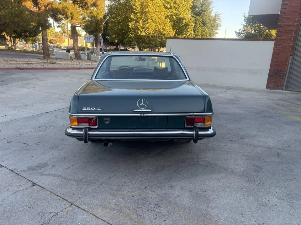 1972 Mercedes-Benz W114 & W115 - Image 8 of 31