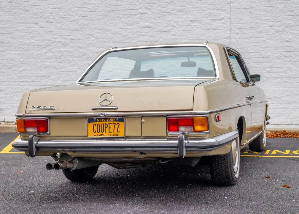 1972 Mercedes-Benz W114 & W115 - Image 16 of 31
