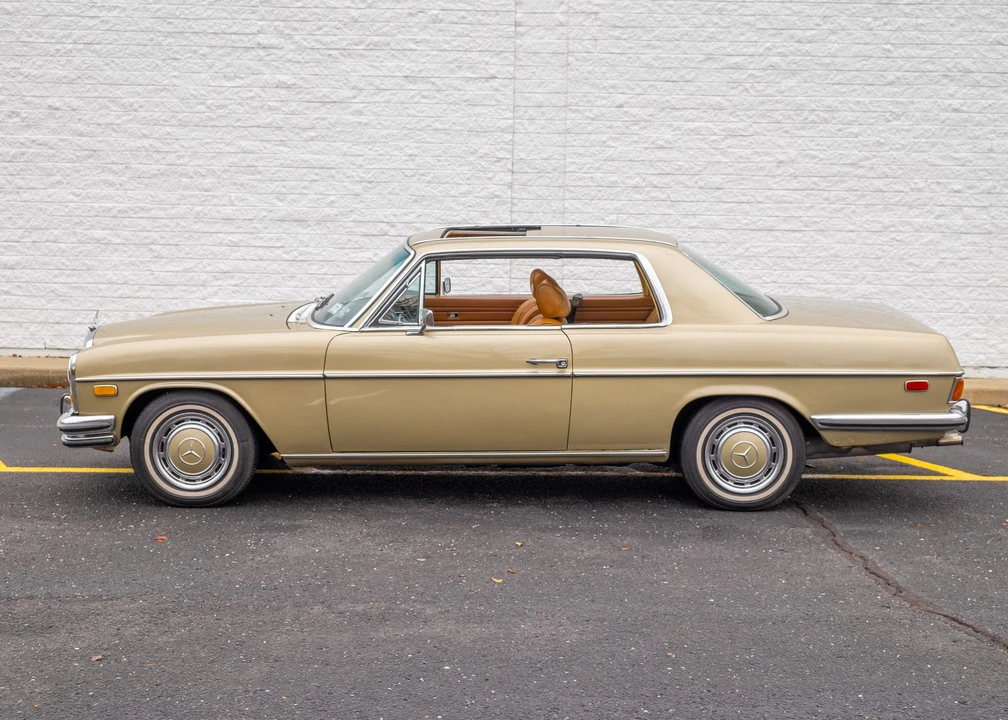 1972 Mercedes-Benz W114 & W115 - Image 19 of 31