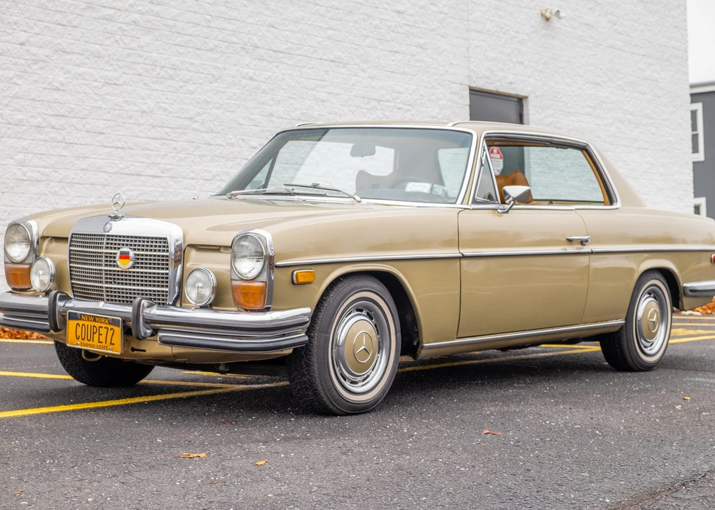 1972 Mercedes-Benz W114 & W115 - Image 2 of 31