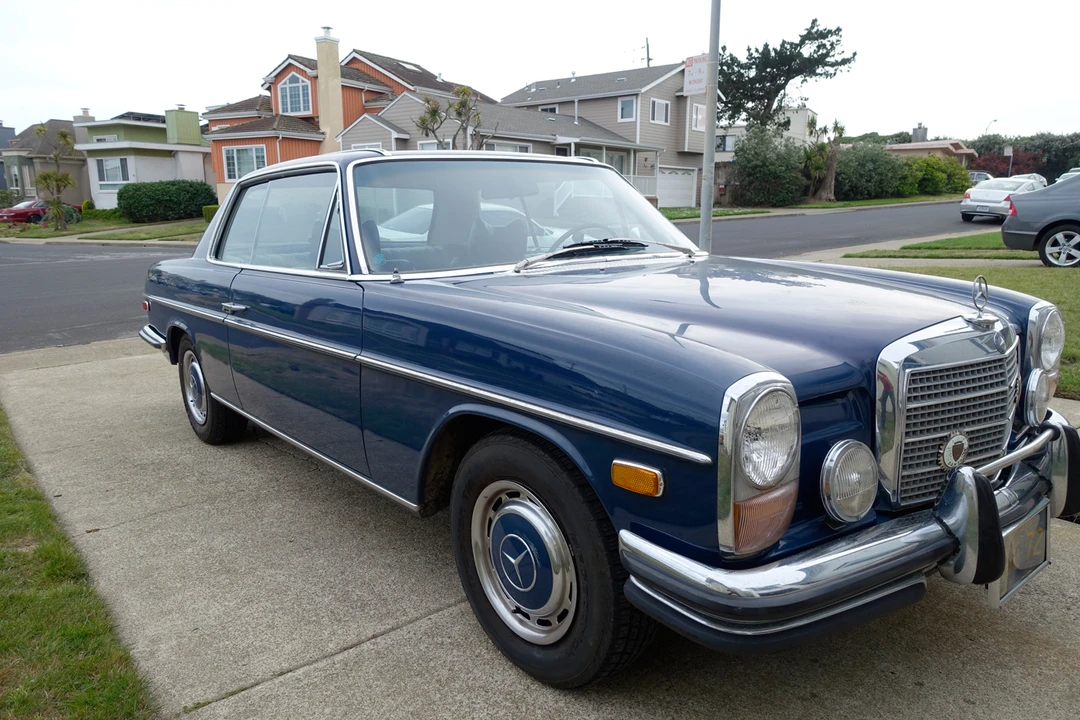 1972 Mercedes-Benz W114 & W115 - Image 2 of 31