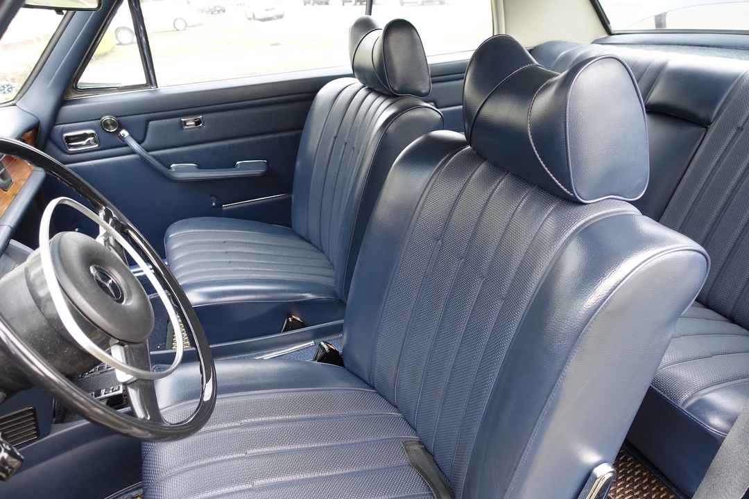 1972 Mercedes-Benz W114 & W115 - Image 13 of 31