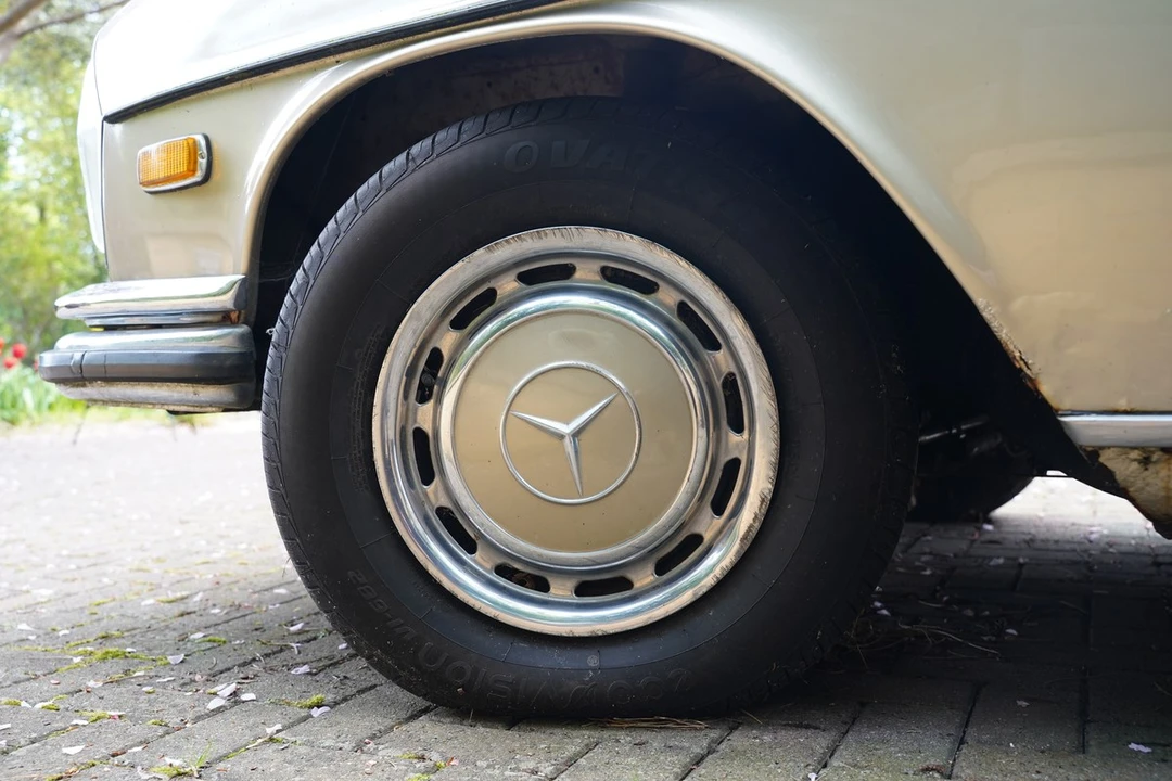 1972 Mercedes-Benz W108 & W109 - Image 21 of 30