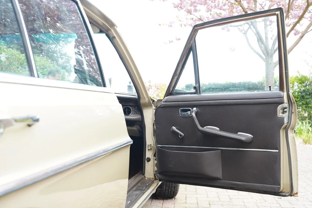 1972 Mercedes-Benz W108 & W109 - Image 23 of 30