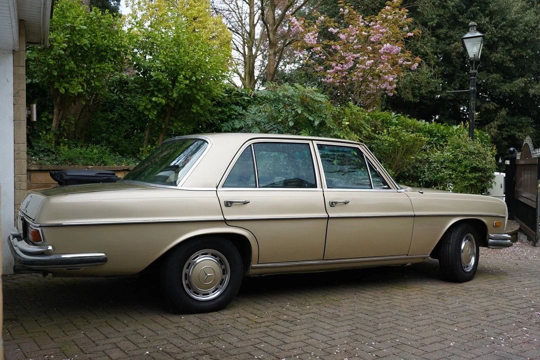 1972 Mercedes-Benz W108 & W109 - Image 17 of 30