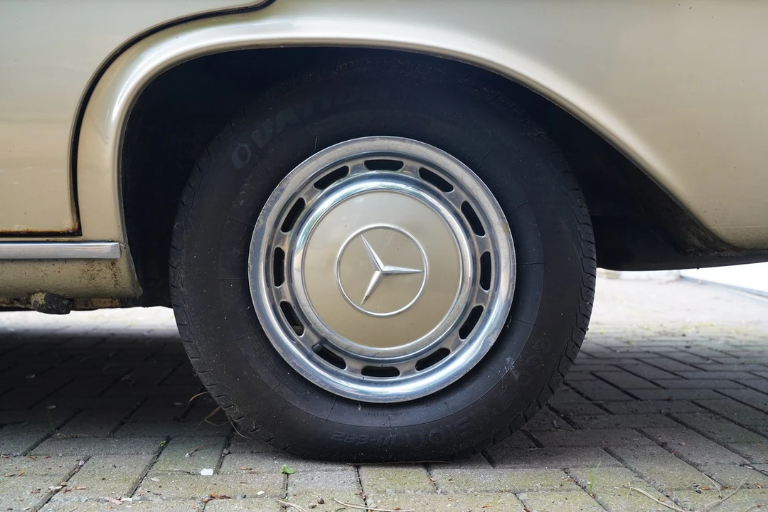 1972 Mercedes-Benz W108 & W109 - Image 20 of 30