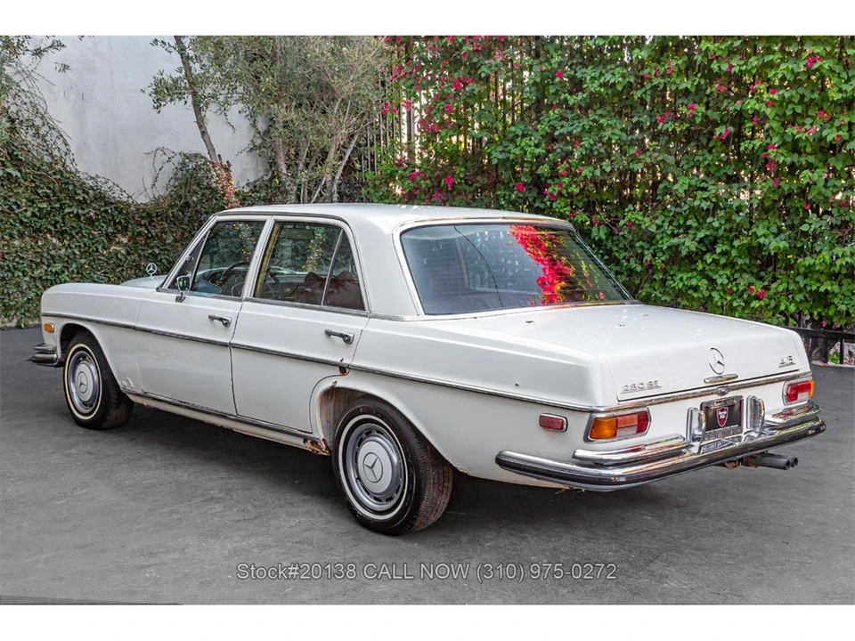 1972 Mercedes-Benz W108 & W109 - Image 6 of 31