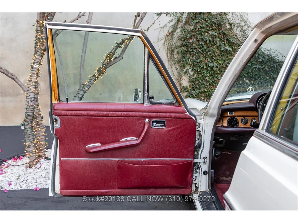 1972 Mercedes-Benz W108 & W109 - Image 13 of 31