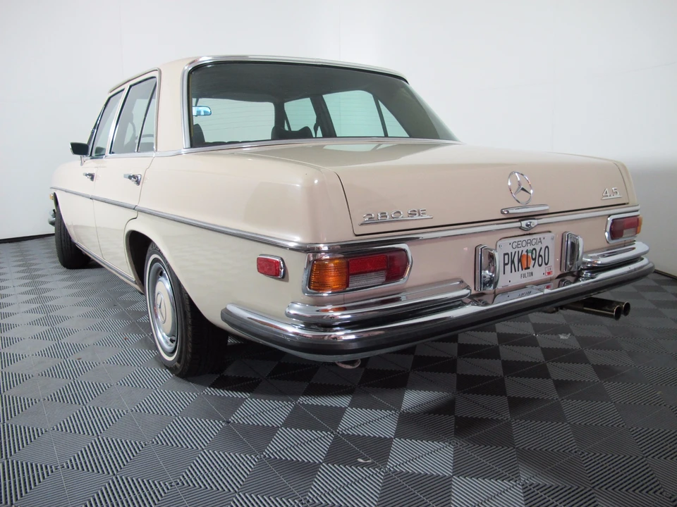 1972 Mercedes-Benz W108 & W109 - Image 13 of 31