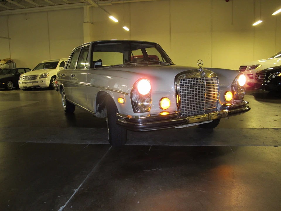 1972 Mercedes-Benz W108 & W109 - Image 20 of 31
