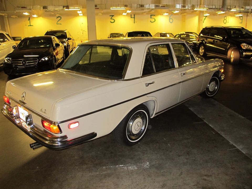 1972 Mercedes-Benz W108 & W109 - Image 16 of 31
