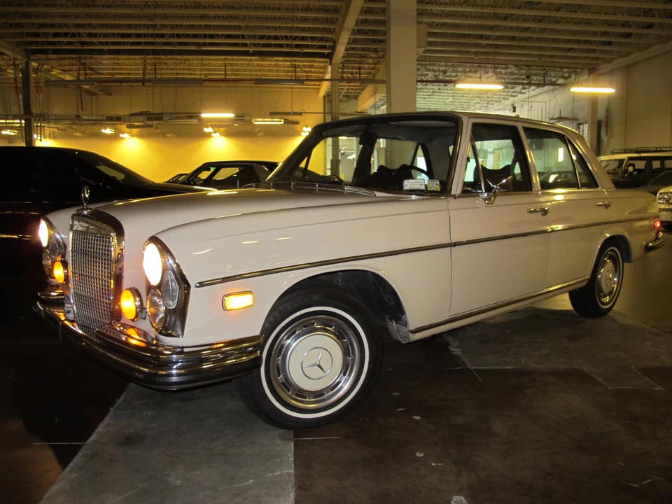 1972 Mercedes-Benz W108 & W109 - Image 18 of 31