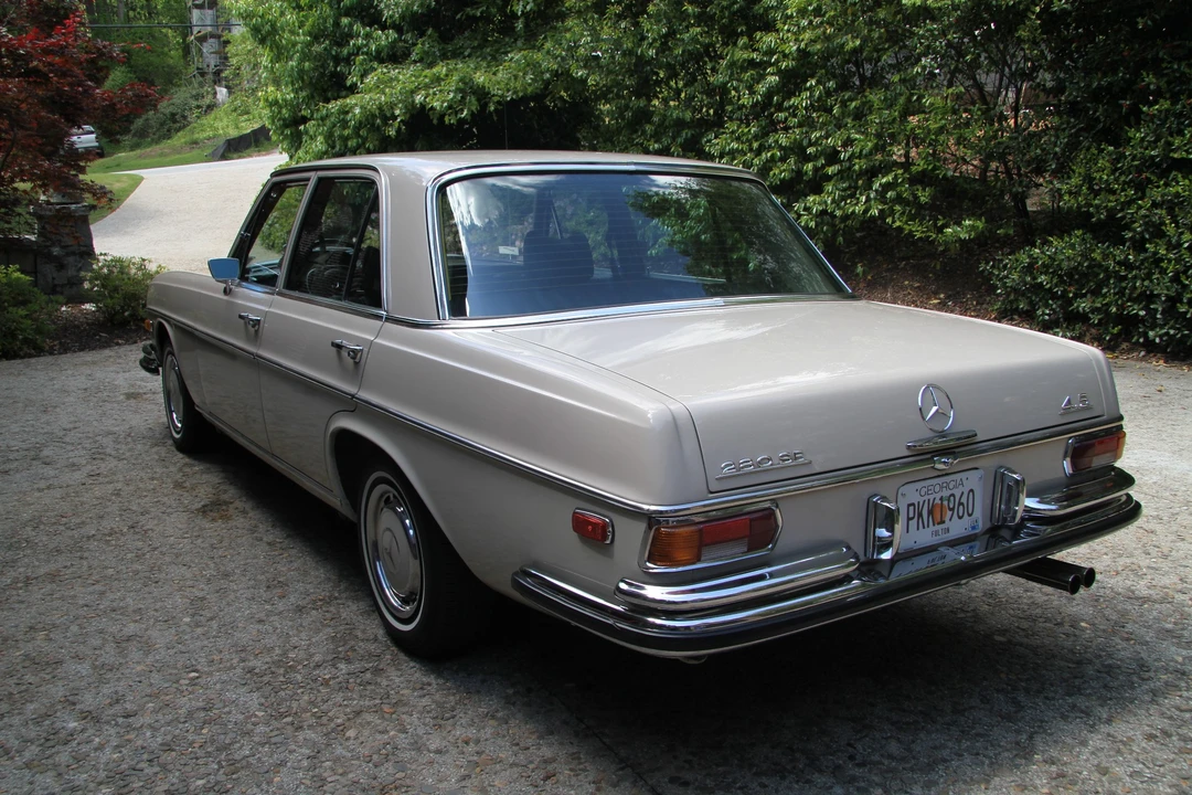 1972 Mercedes-Benz W108 & W109 - Image 3 of 31