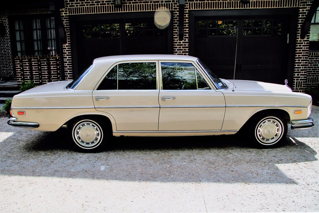 1972 Mercedes-Benz W108 & W109 - Image 6 of 31