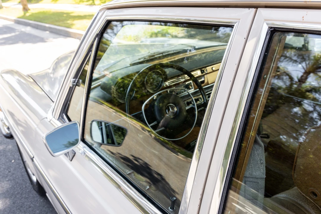 1972 Mercedes-Benz W108 & W109 - Image 29 of 31