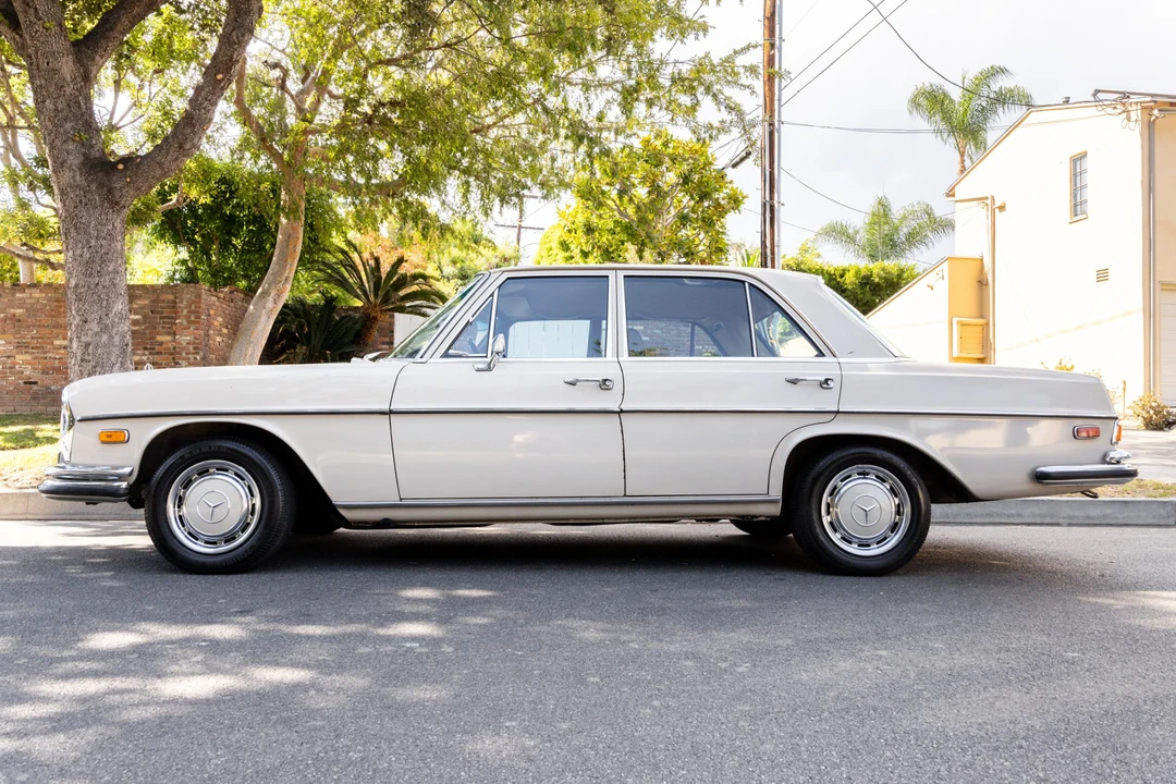 1972 Mercedes-Benz W108 & W109 - Image 5 of 31