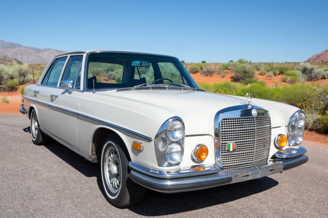 1972 Mercedes-Benz W108 & W109 - Image 2 of 31