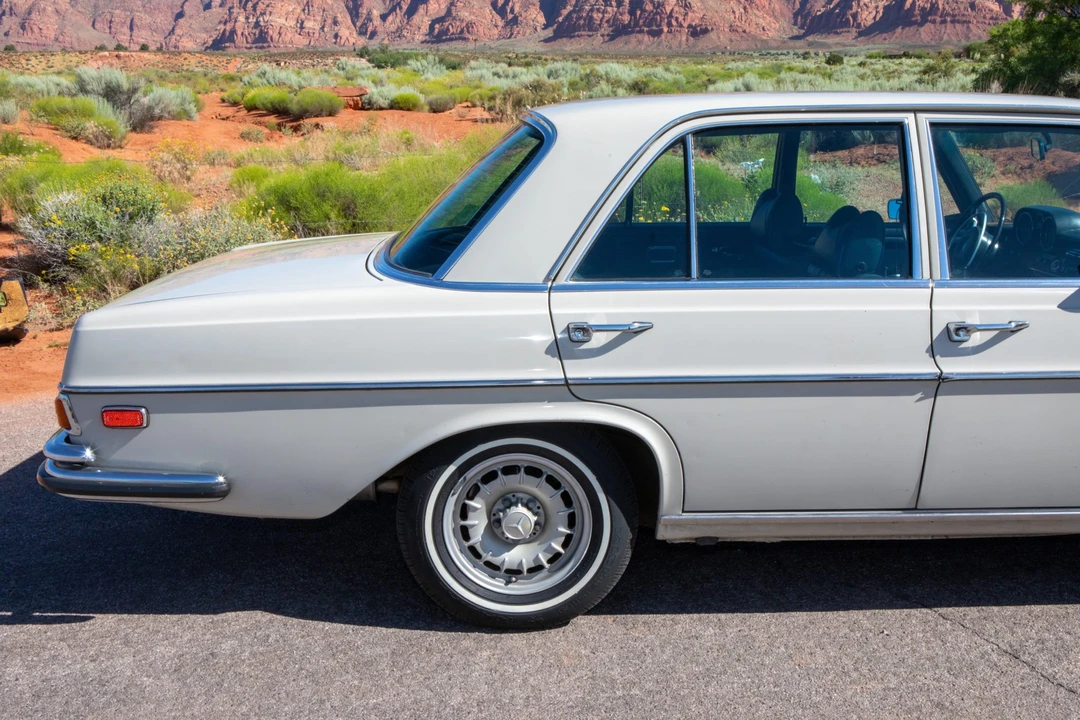 1972 Mercedes-Benz W108 & W109 - Image 22 of 31