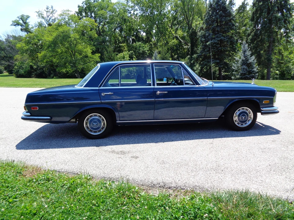 1972 Mercedes-Benz W108 & W109 - Image 13 of 31
