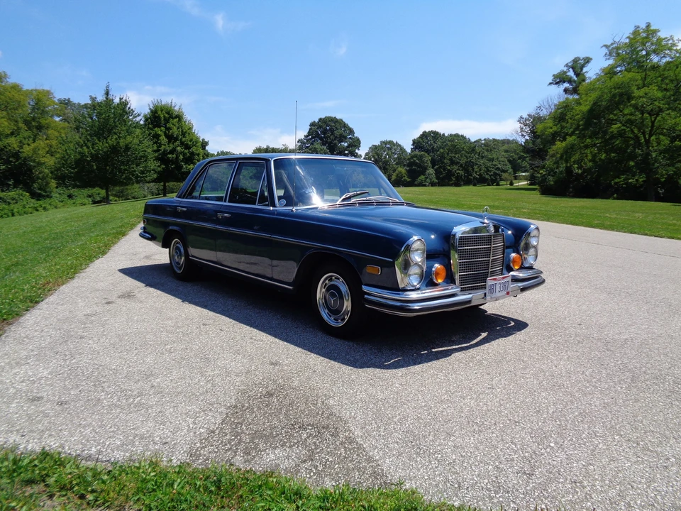 1972 Mercedes-Benz W108 & W109 - Image 2 of 31