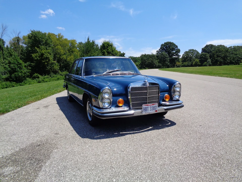1972 Mercedes-Benz W108 & W109 - Image 3 of 31