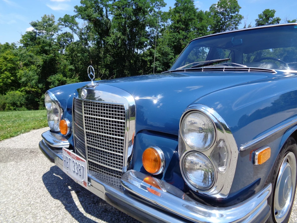 1972 Mercedes-Benz W108 & W109 - Image 9 of 31