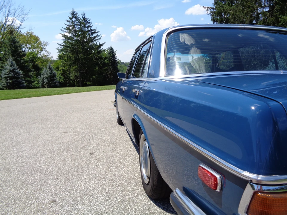 1972 Mercedes-Benz W108 & W109 - Image 18 of 31