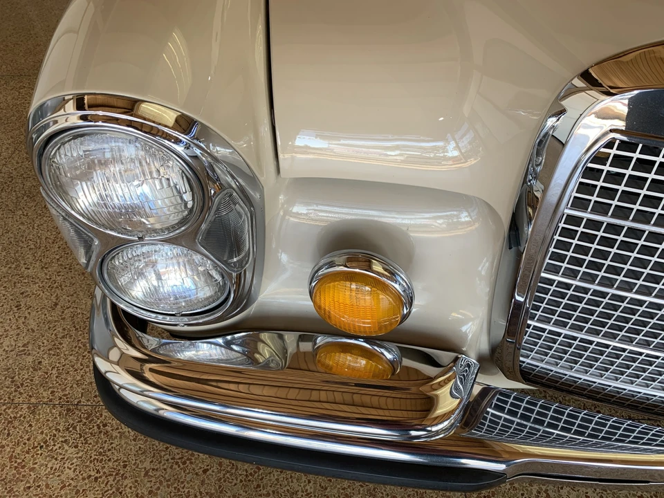 1972 Mercedes-Benz W108 & W109 - Image 19 of 31