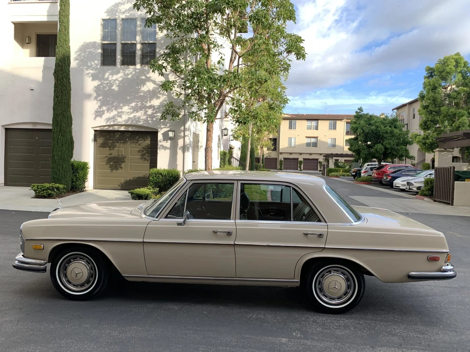1972 Mercedes-Benz W108 & W109 - Image 6 of 31