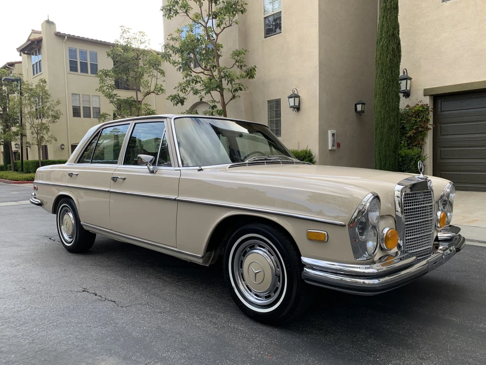 1972 Mercedes-Benz W108 & W109 - Image 14 of 31