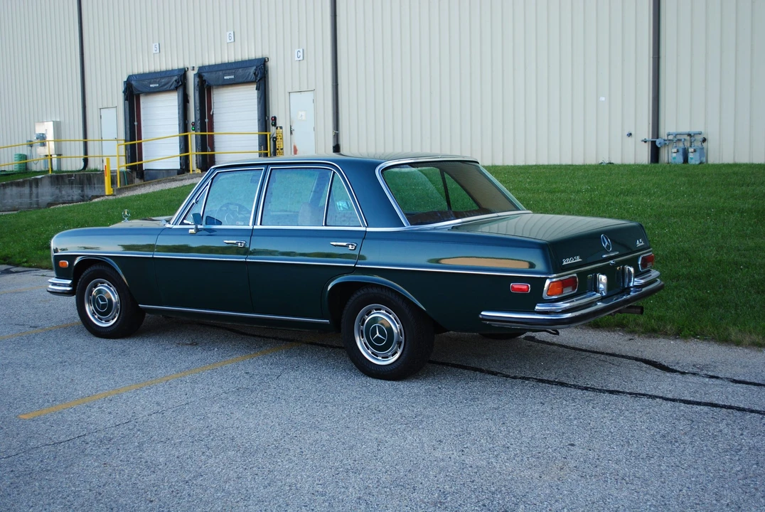 1972 Mercedes-Benz W108 & W109 - Image 19 of 31