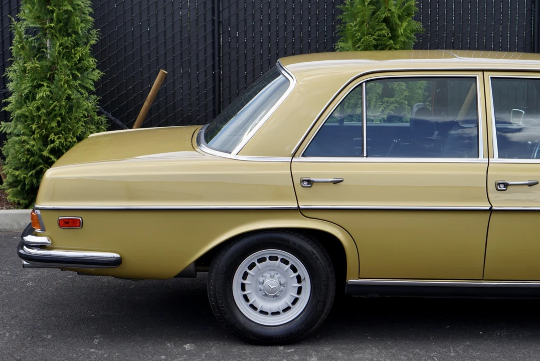 1972 Mercedes-Benz W108 & W109 - Image 12 of 31