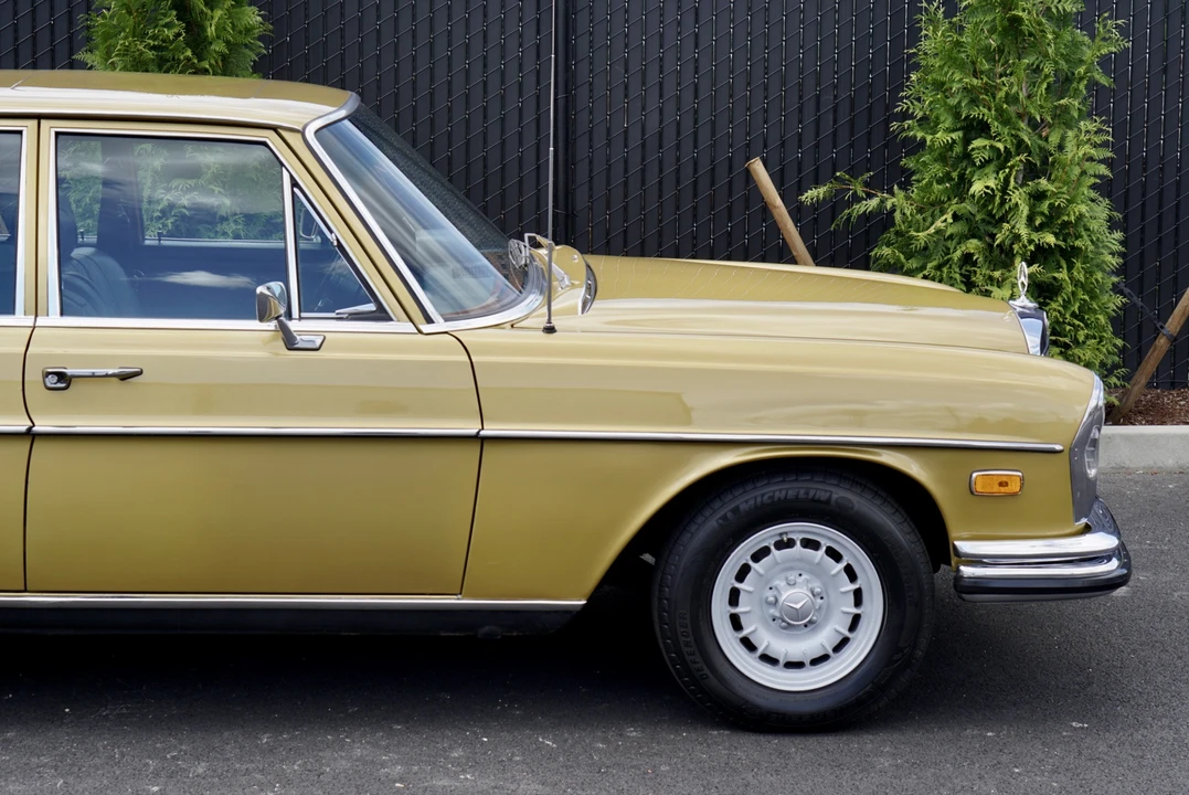 1972 Mercedes-Benz W108 & W109 - Image 13 of 31
