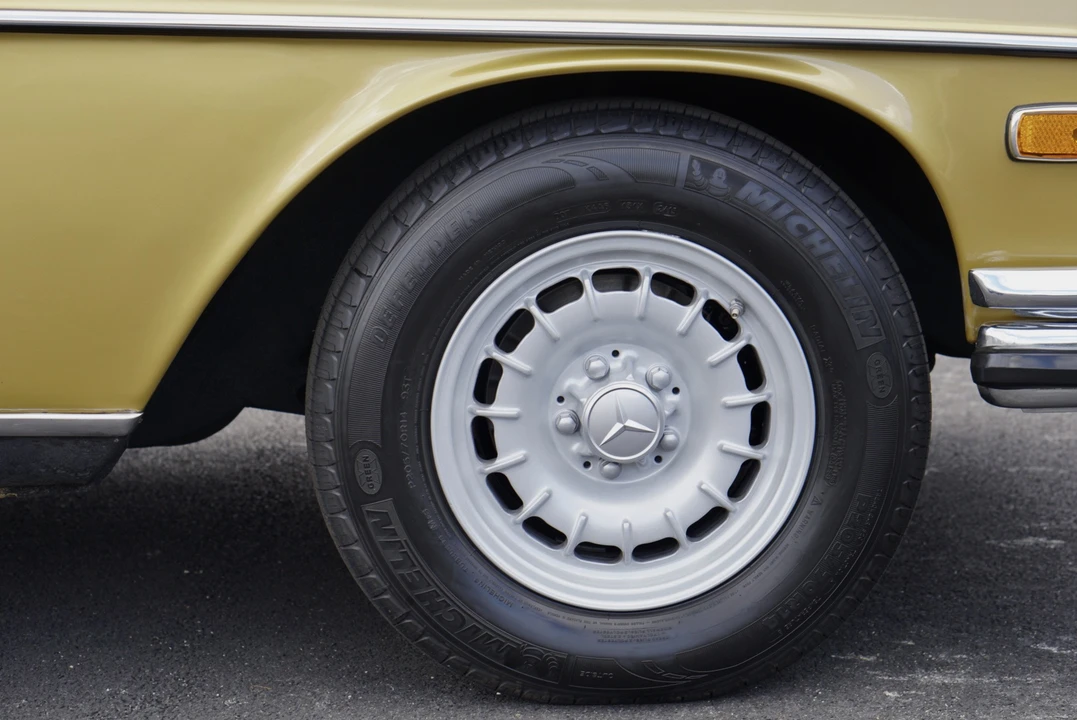 1972 Mercedes-Benz W108 & W109 - Image 28 of 31