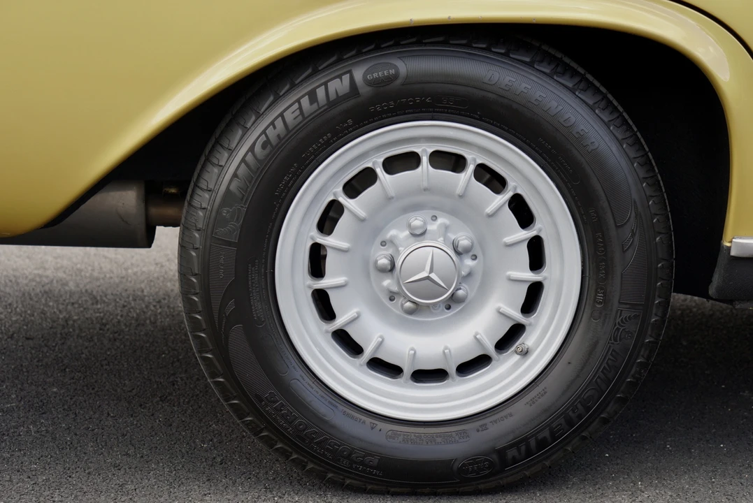 1972 Mercedes-Benz W108 & W109 - Image 29 of 31
