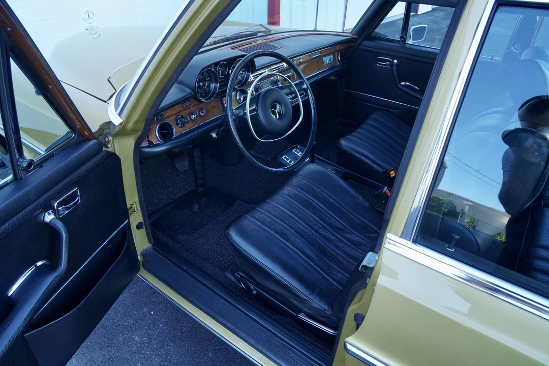 1972 Mercedes-Benz W108 & W109 - Image 31 of 31