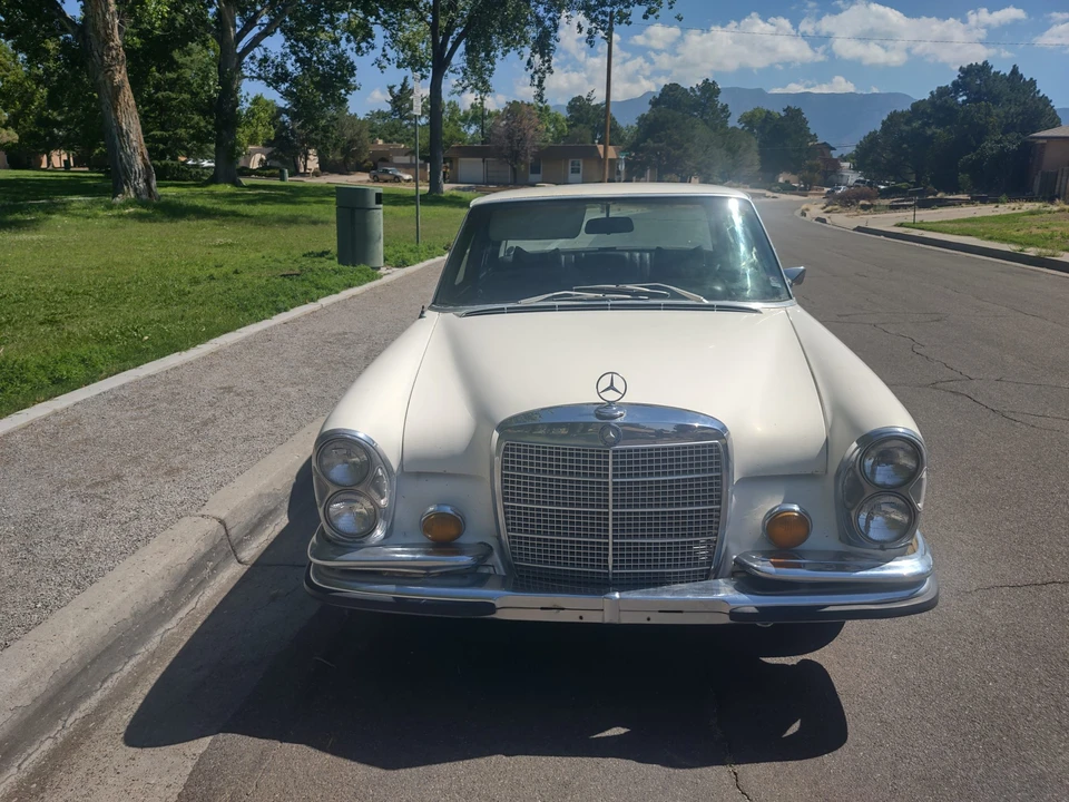 1972 Mercedes-Benz W108 & W109 - Image 10 of 31