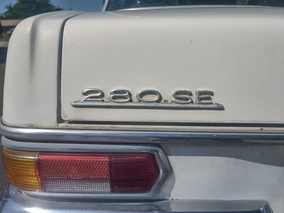 1972 Mercedes-Benz W108 & W109 - Image 27 of 31