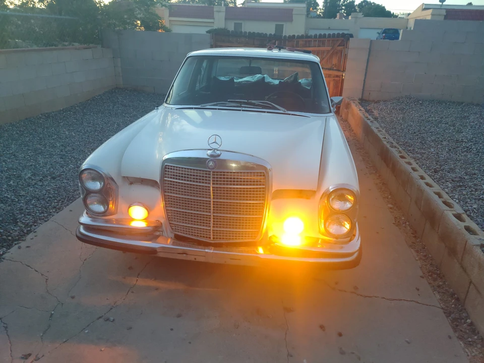 1972 Mercedes-Benz W108 & W109 - Image 12 of 31