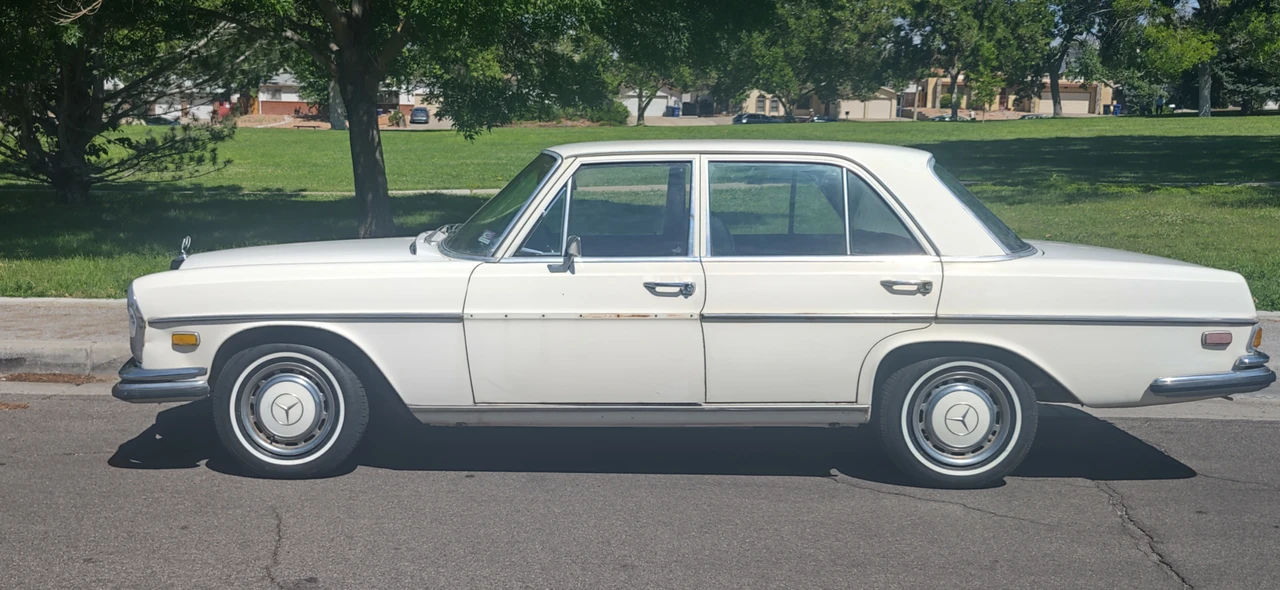 1972 Mercedes-Benz W108 & W109 - Image 3 of 31