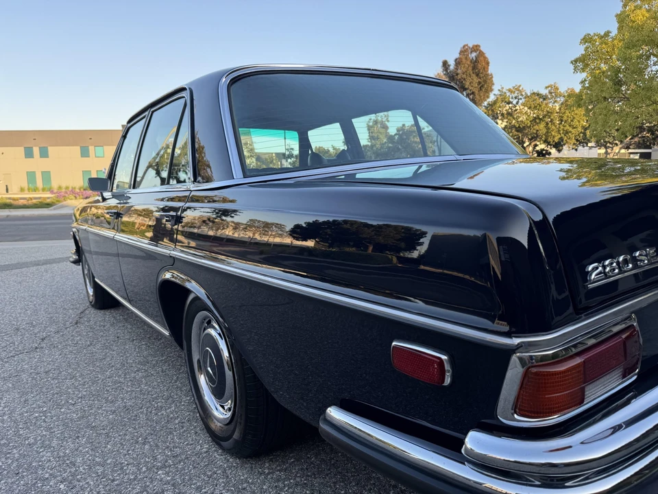 1972 Mercedes-Benz W108 & W109 - Image 26 of 31