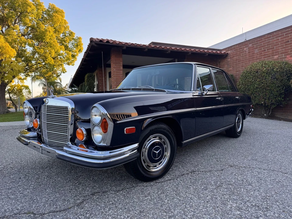 1972 Mercedes-Benz W108 & W109 - Image 3 of 31