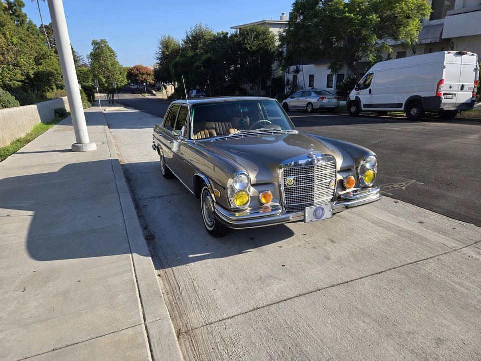 1972 Mercedes-Benz W108 & W109 - Image 7 of 31