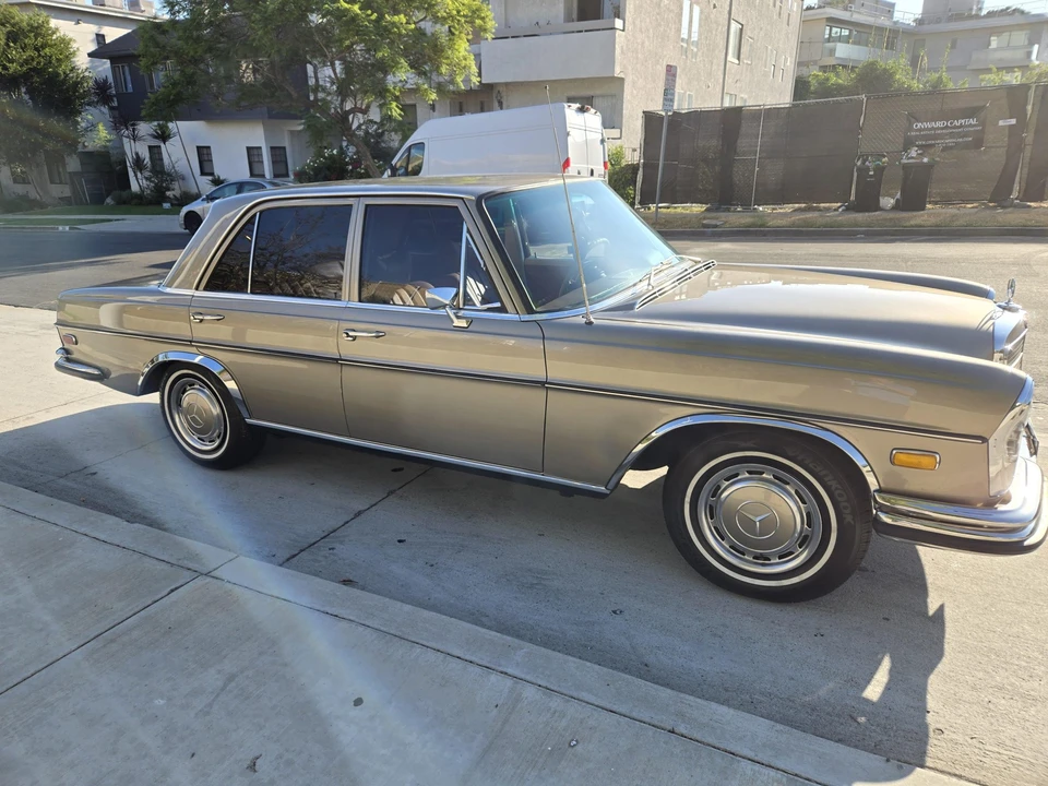 1972 Mercedes-Benz W108 & W109 - Image 9 of 31