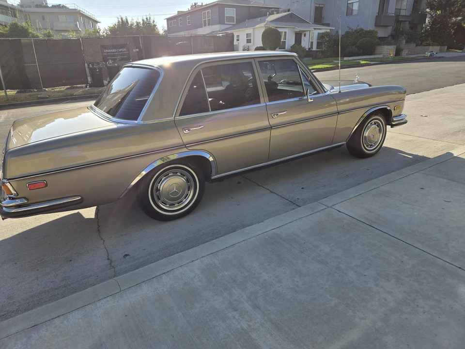 1972 Mercedes-Benz W108 & W109 - Image 11 of 31