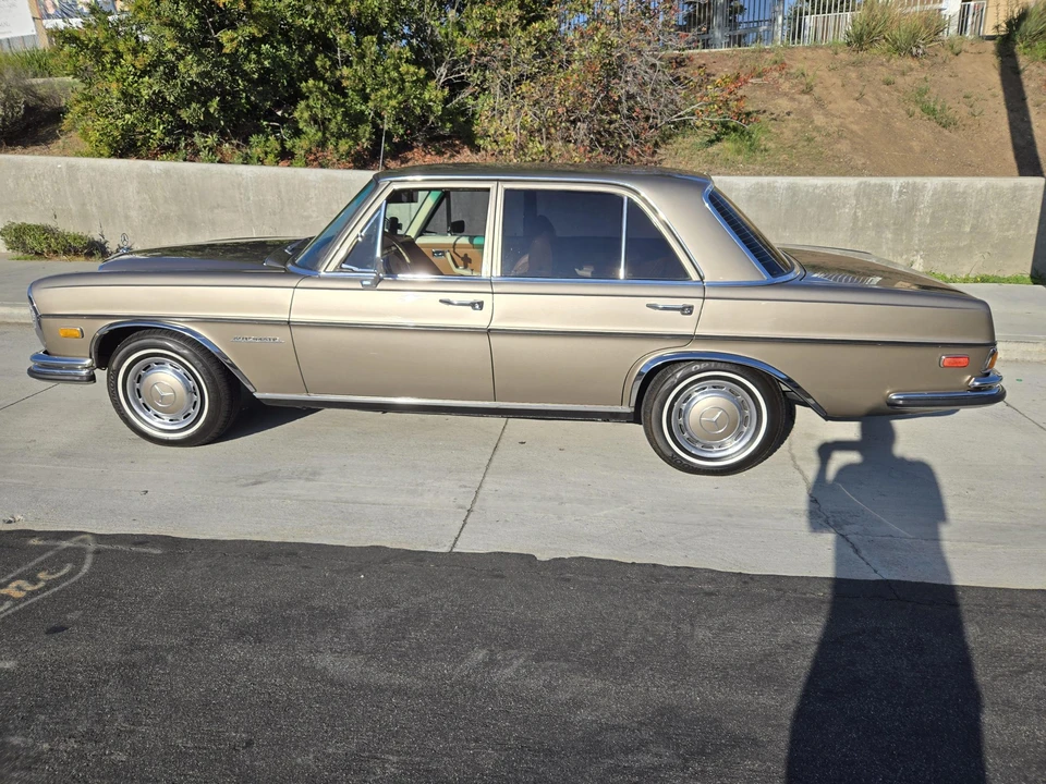1972 Mercedes-Benz W108 & W109 - Image 18 of 31
