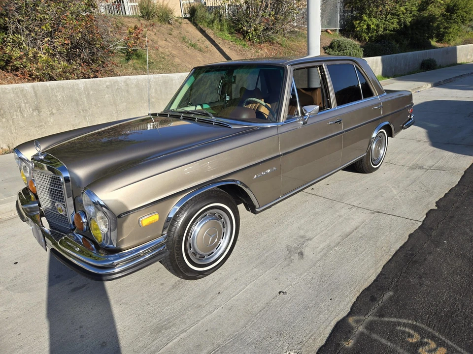 1972 Mercedes-Benz W108 & W109 - Image 2 of 31