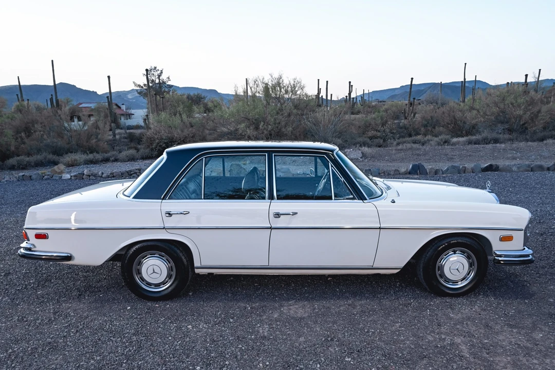 1972 Mercedes-Benz W108 & W109 - Image 9 of 31