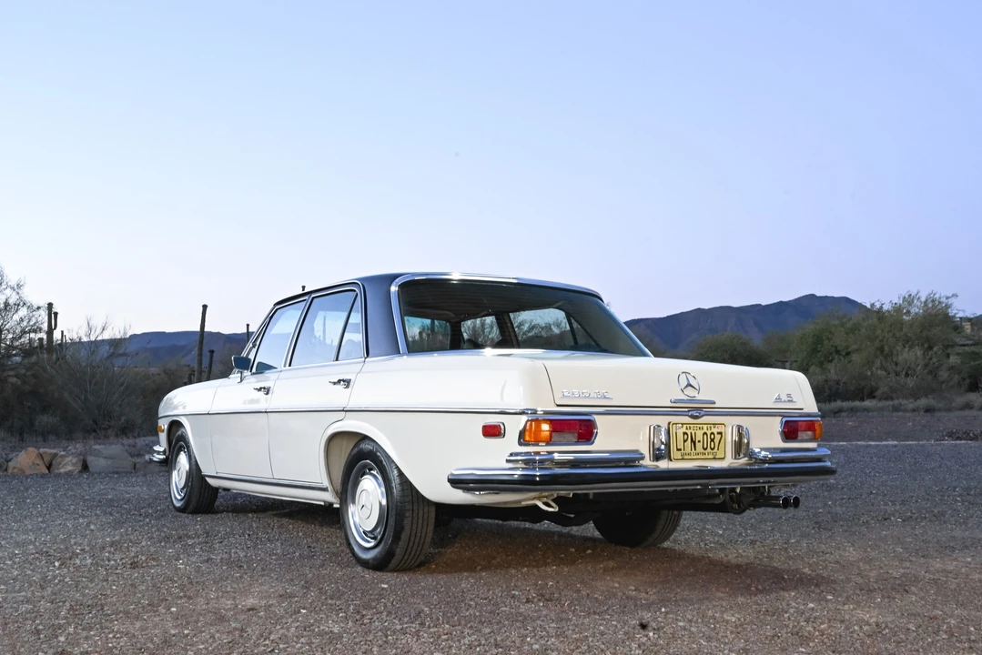 1972 Mercedes-Benz W108 & W109 - Image 14 of 31