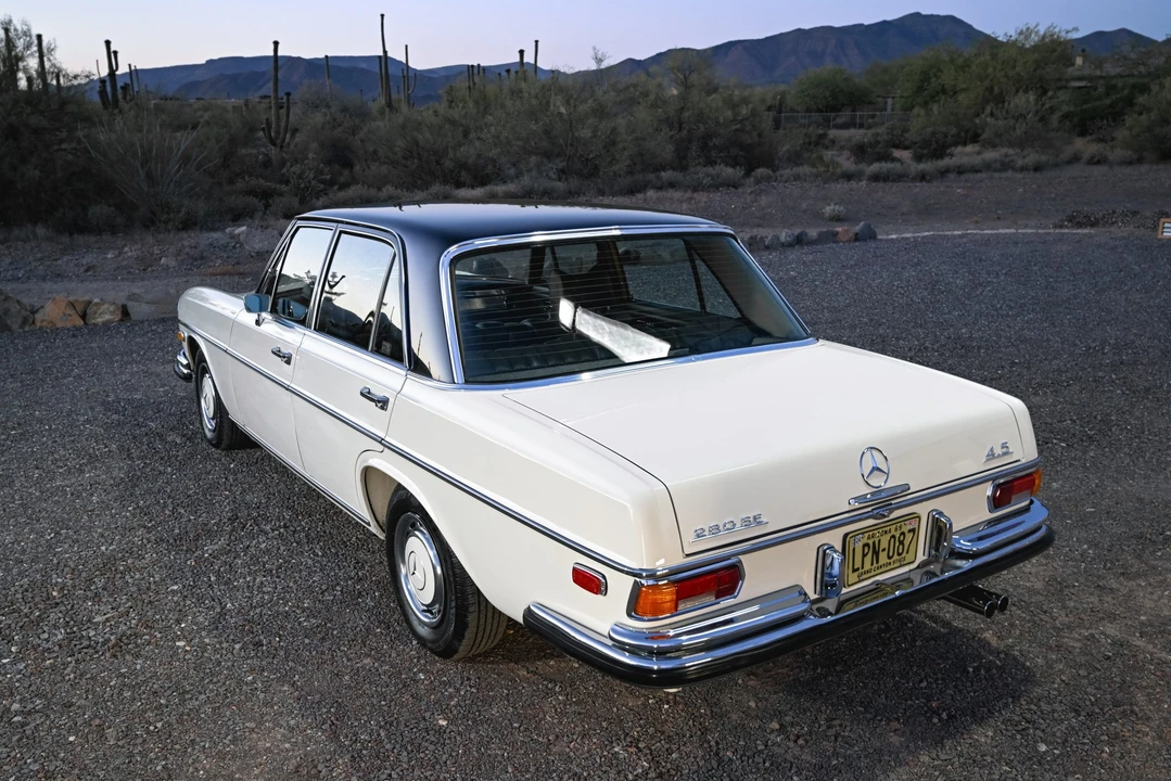 1972 Mercedes-Benz W108 & W109 - Image 13 of 31